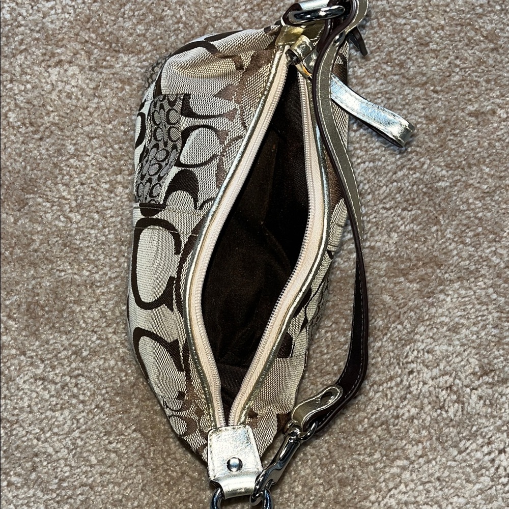 Coach Brown and Tan Women's Bag - Picture 3 of 4